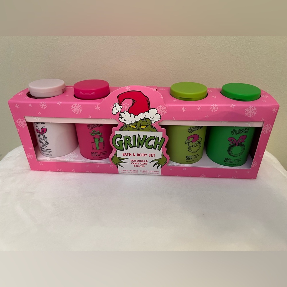 Grinch Bath & Body Set • 4-Piece Gift Set • NWT - Picture 2 of 5
